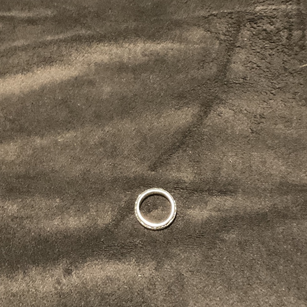 Elegant Silver Ring